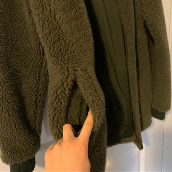 Abercrombie & Fitch Sherpa Bomber Jacket Green - Picture 3 of 4